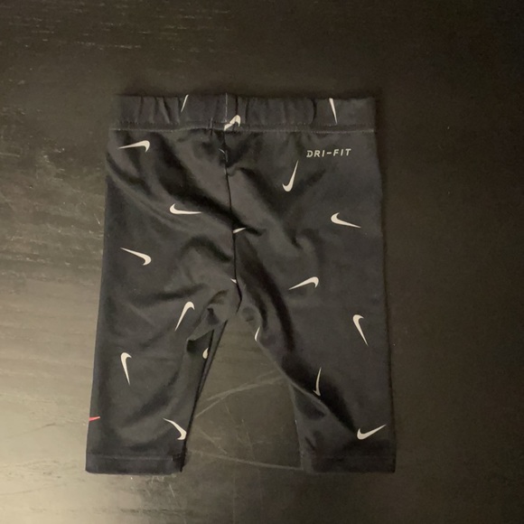 Nike dri fit pants size 12M - Picture 2 of 7